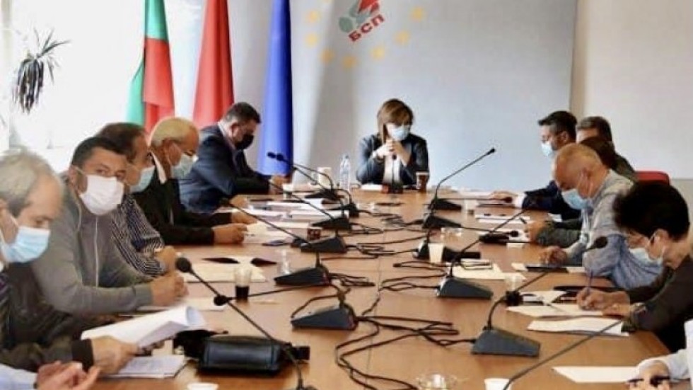 Трима представители на БСП влизат в Инициативния комитет за издигане на Румен Радев