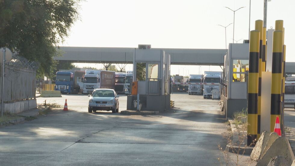 Граничните пунктове с Турция временно спират работа