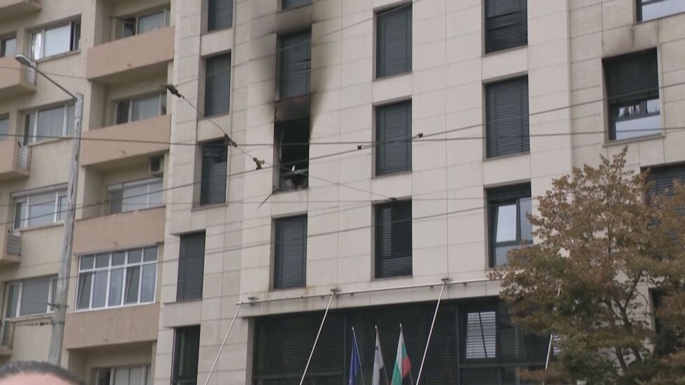 Една жертва и две ранени деца при пожар в хотел в София