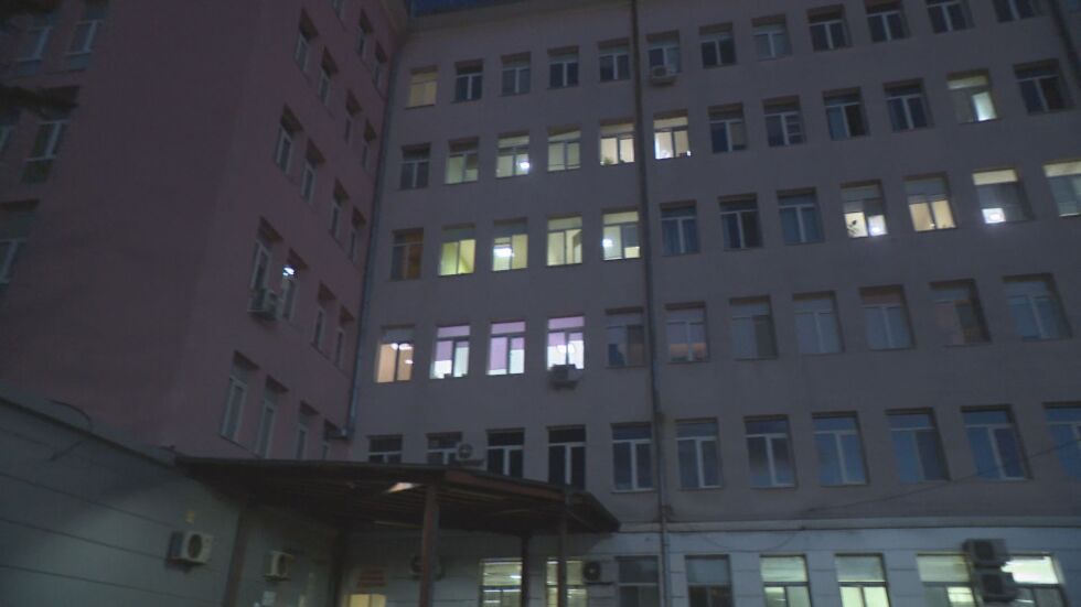 Все още не е повдигнато обвинение след нападението на медицинска сестра в Перник