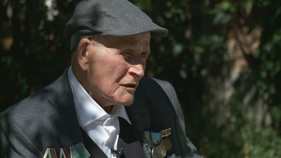 Какъв е съветът за дълголетие на 100-годишния ветеран от войната дядо Иван?