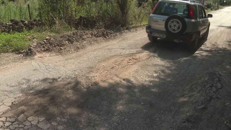  Разбити и рискови пътища: Протести в Северозападна България 