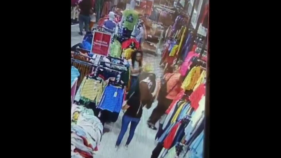 „Беше голям шок, не съм ги усетила“: Джебчийки откраднаха 600 лв. от жена в столичен мол