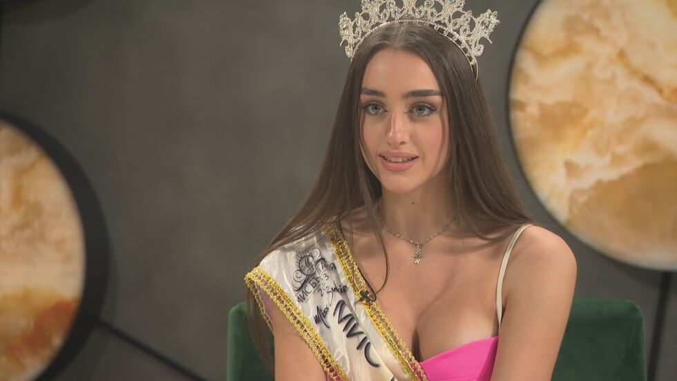 Новата "Мис България": Момиче с украински корени ще представи страната ни на "Мис Планет"