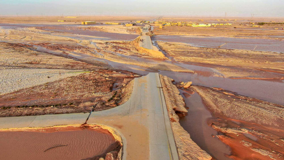  Смъртоносните наводнения: Европейска комисия изпраща незабавна помощ на Либия 