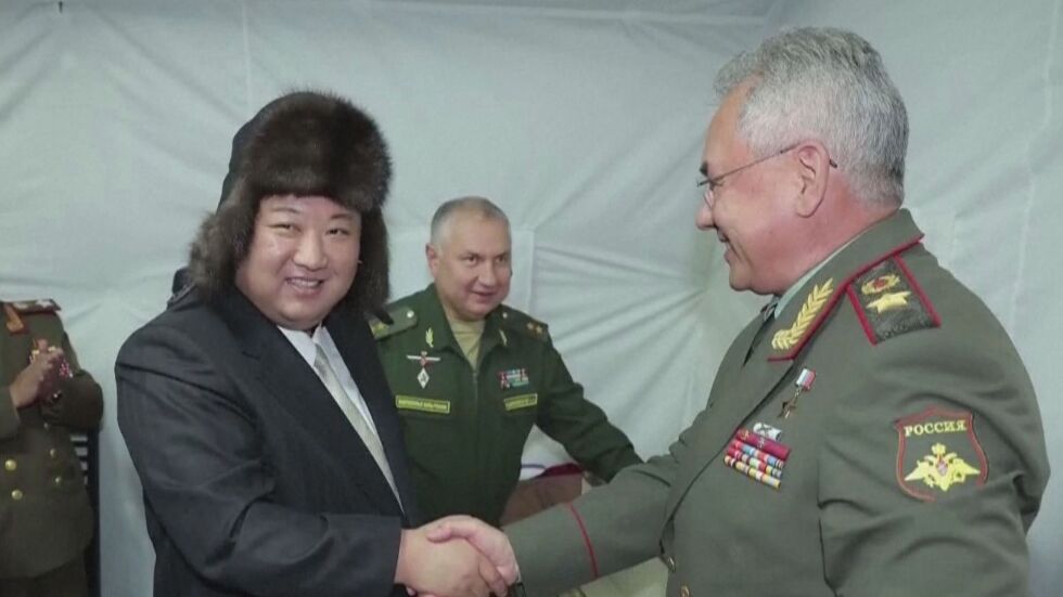 Пухена ушанка, броня и дронове: Какво подариха на Ким Чен-ун в Русия?