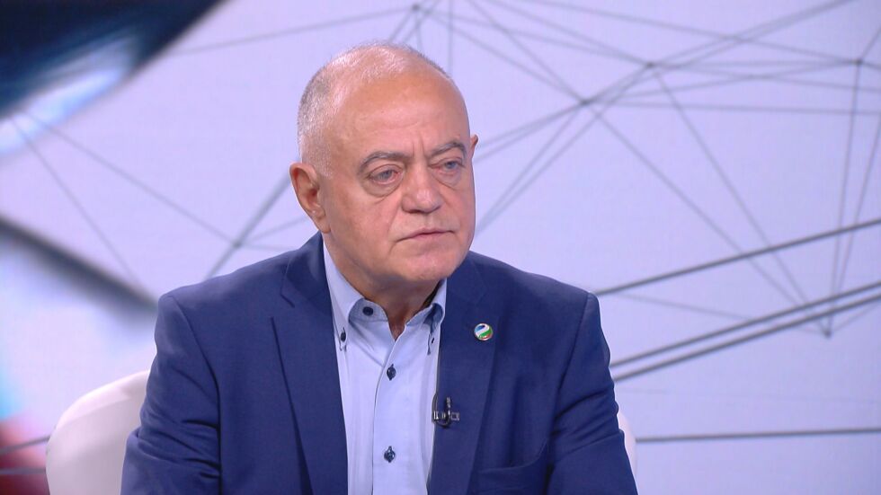 Атанас Атанасов пред bTV: Председателят на ДАНС да си подаде оставката