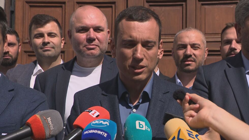 Васил Терзиев регистрира листата за местните избори в София