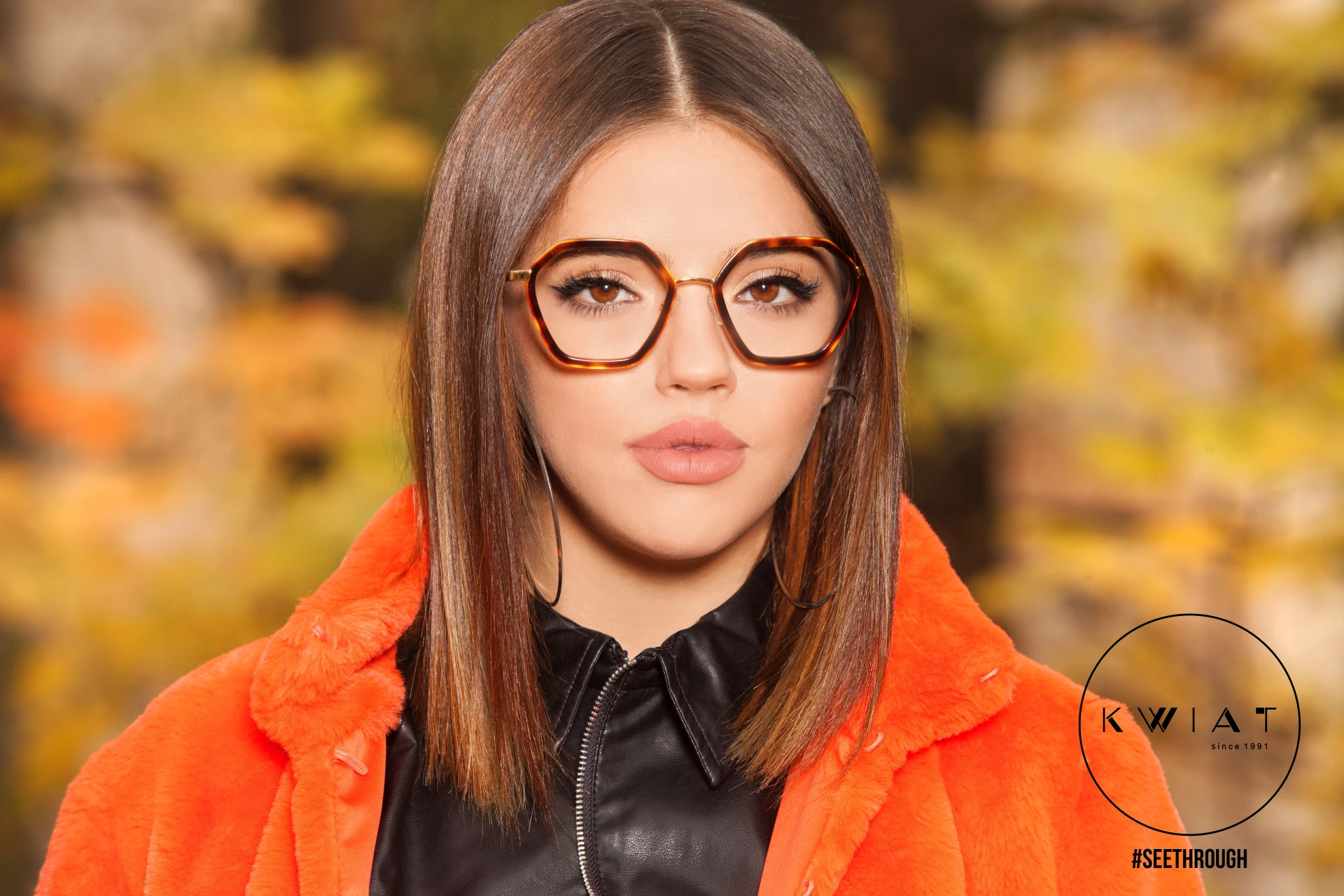 Хилари Дъф създаде колекция очила, които можете да пробвате онлайн