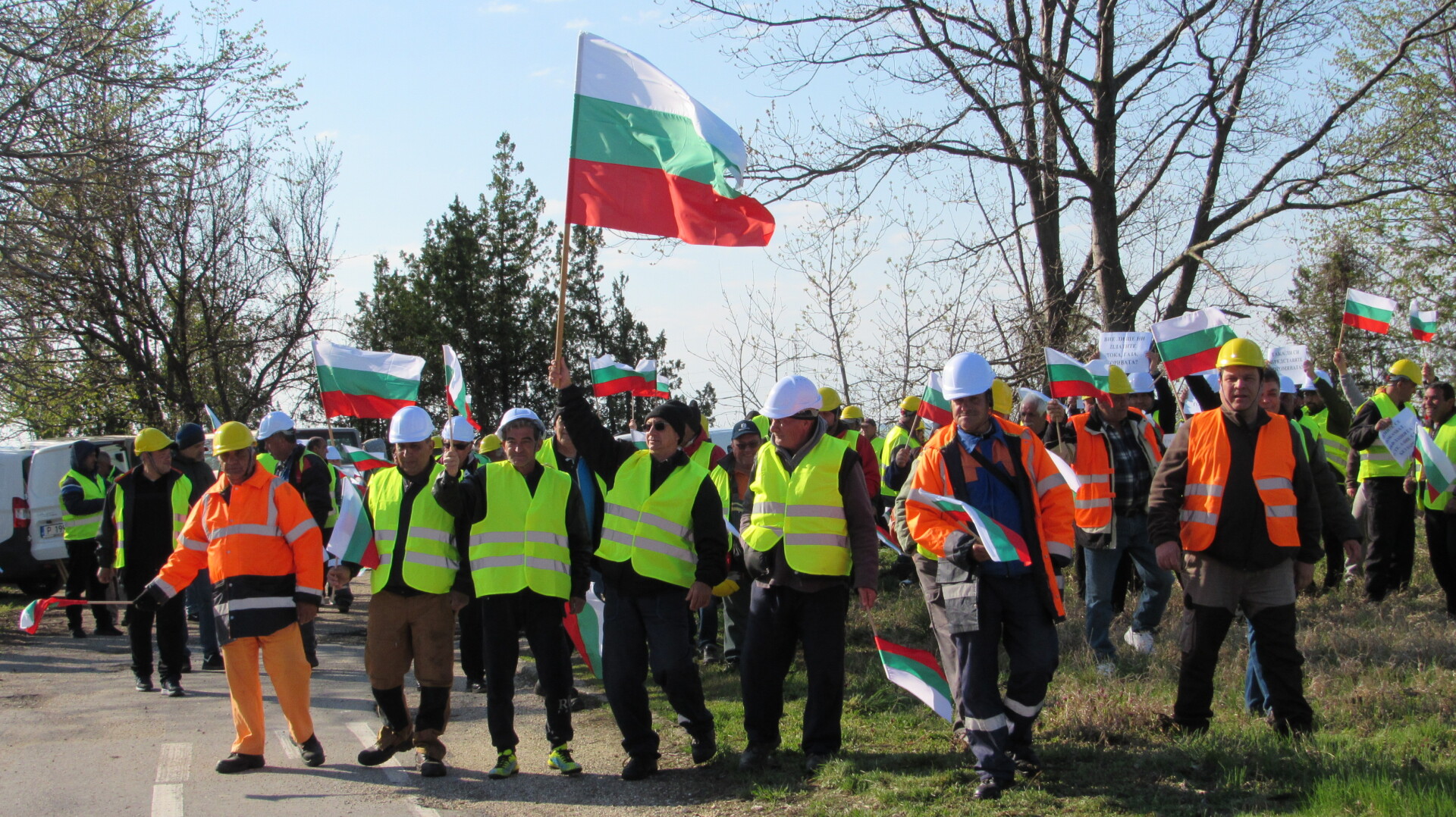 Протест на пътни строители в Русенско