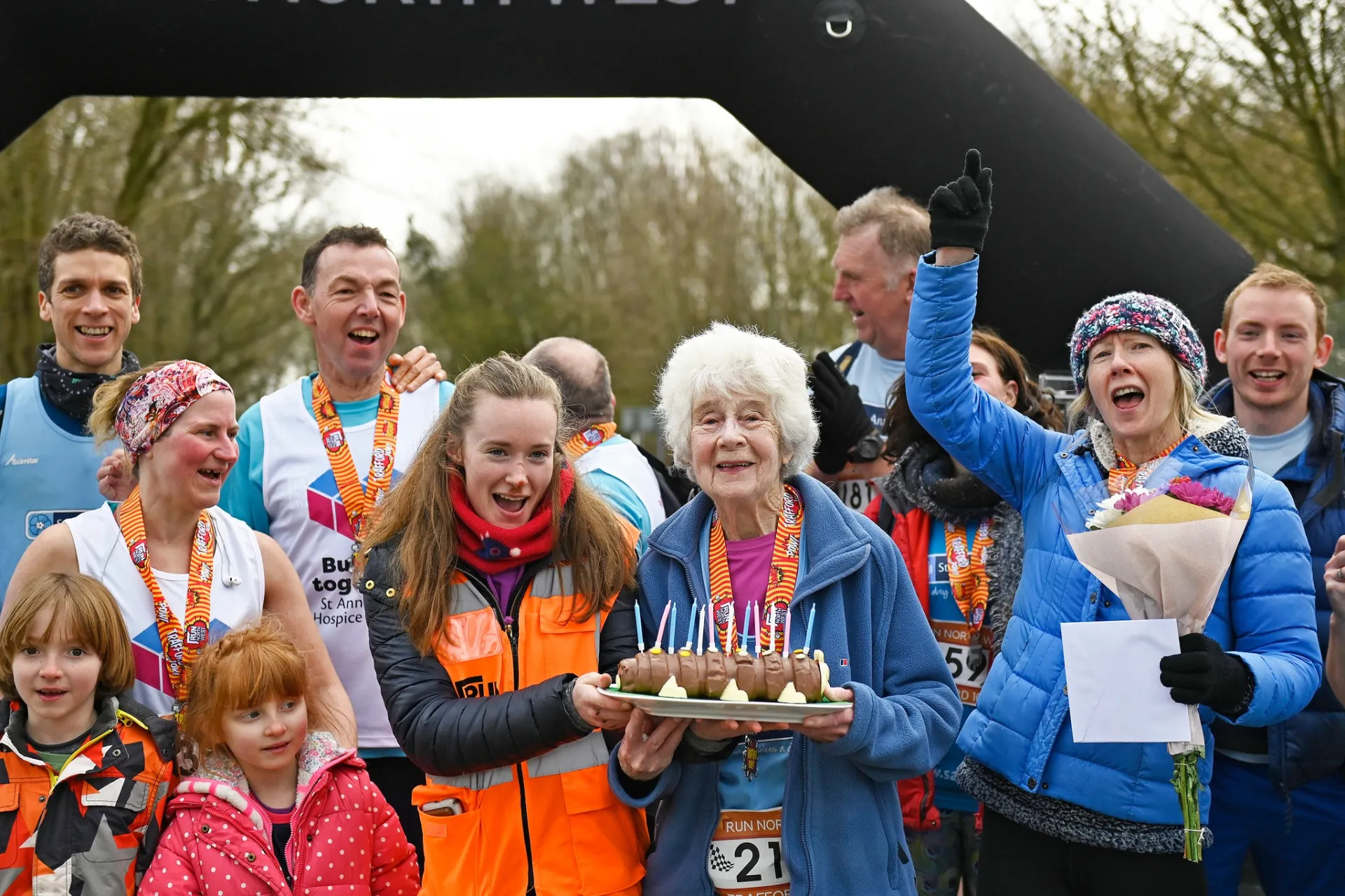 85-годишната Барбара Тъкрей пробяга 10 км на рождения си ден