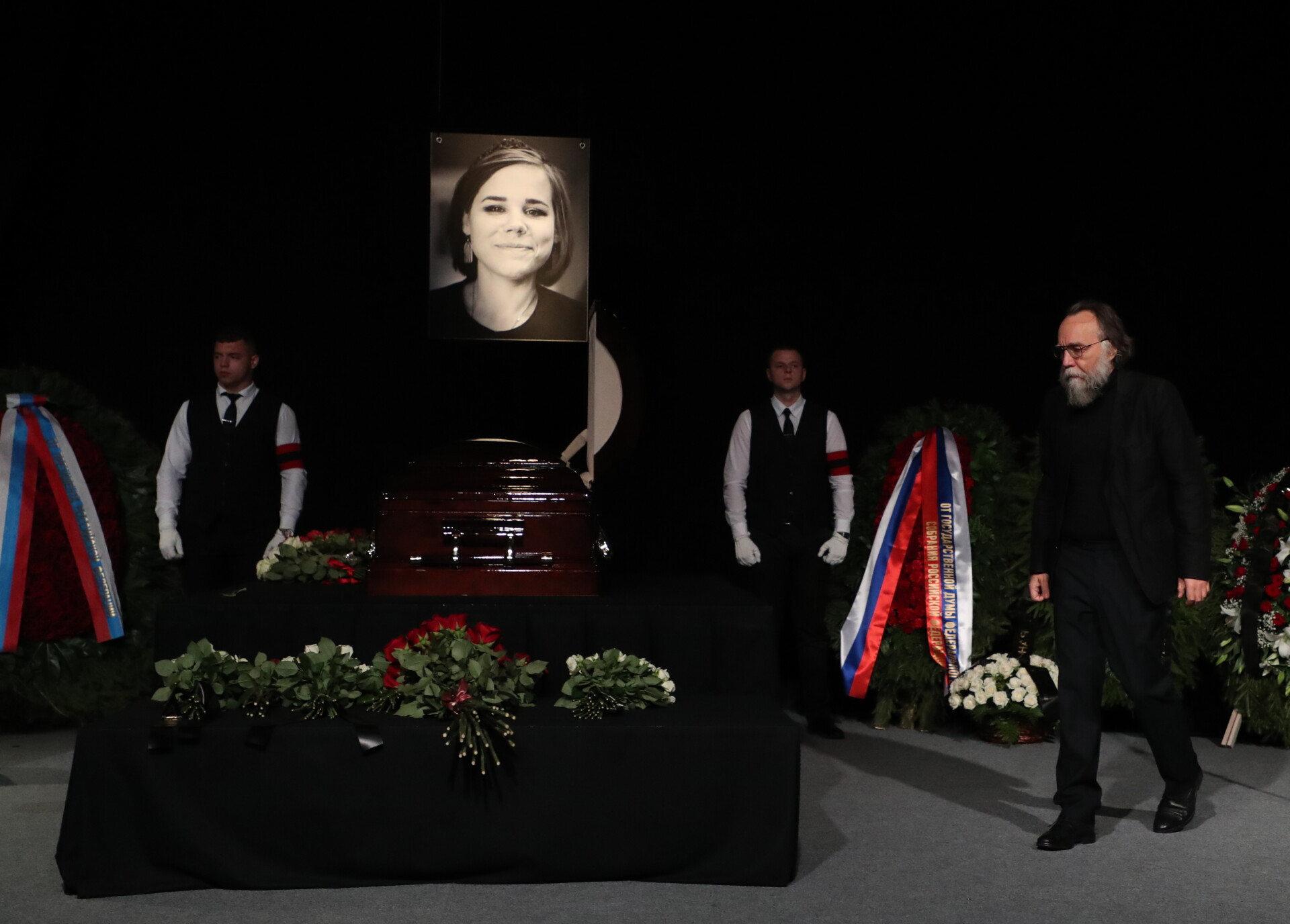  Простиха се с Даря Дугина 