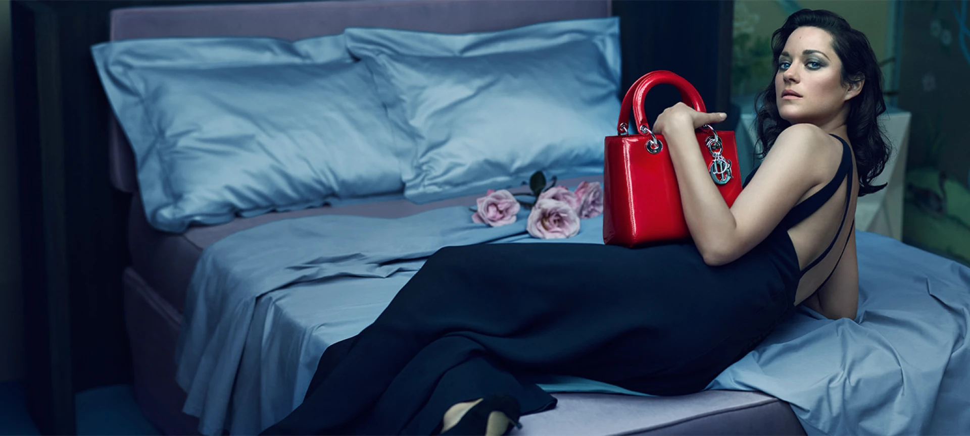 Емилия Кларк спечели Dior