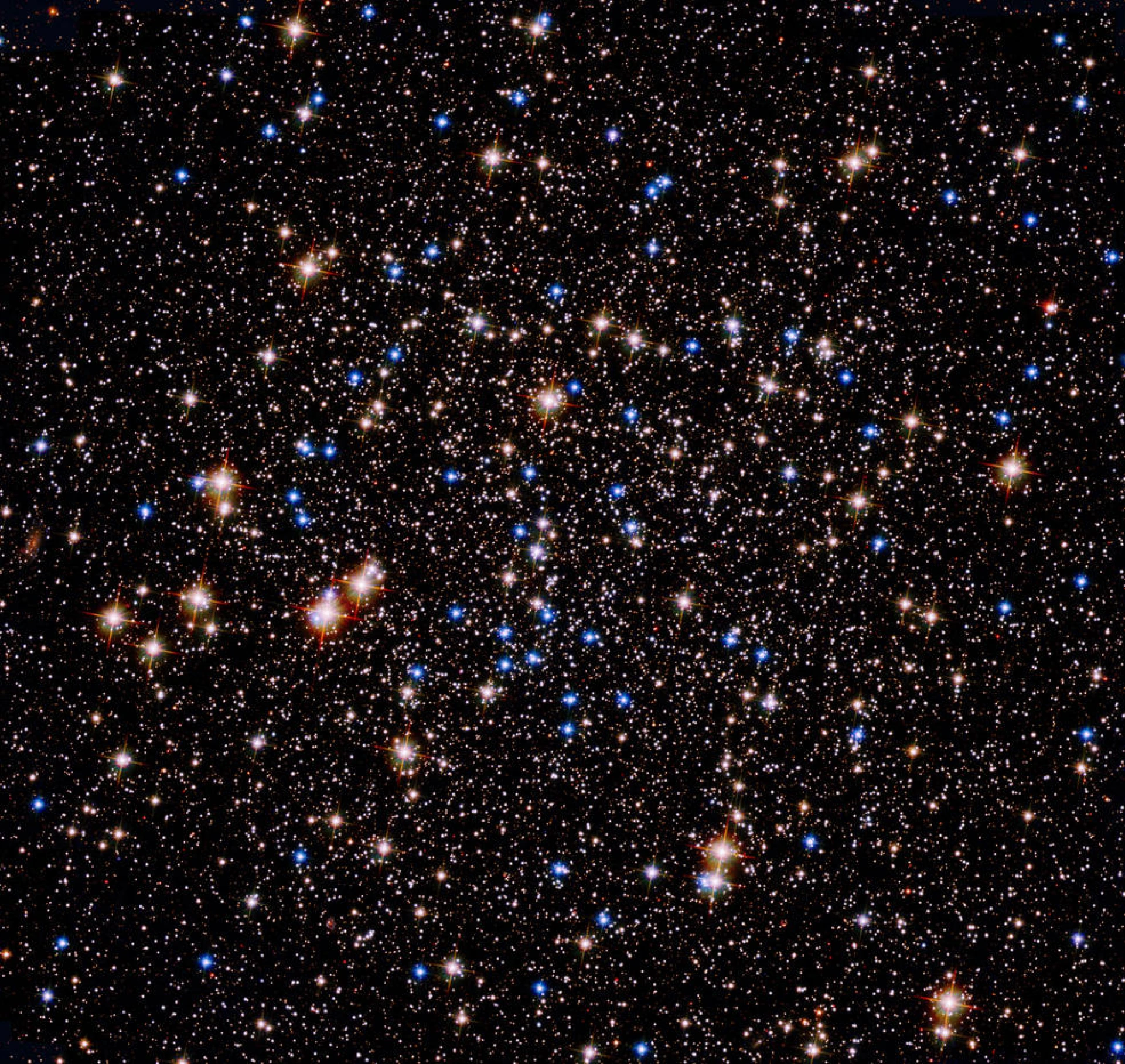 30 невиждани снимки, заснети от телескопа "Хъбъл"