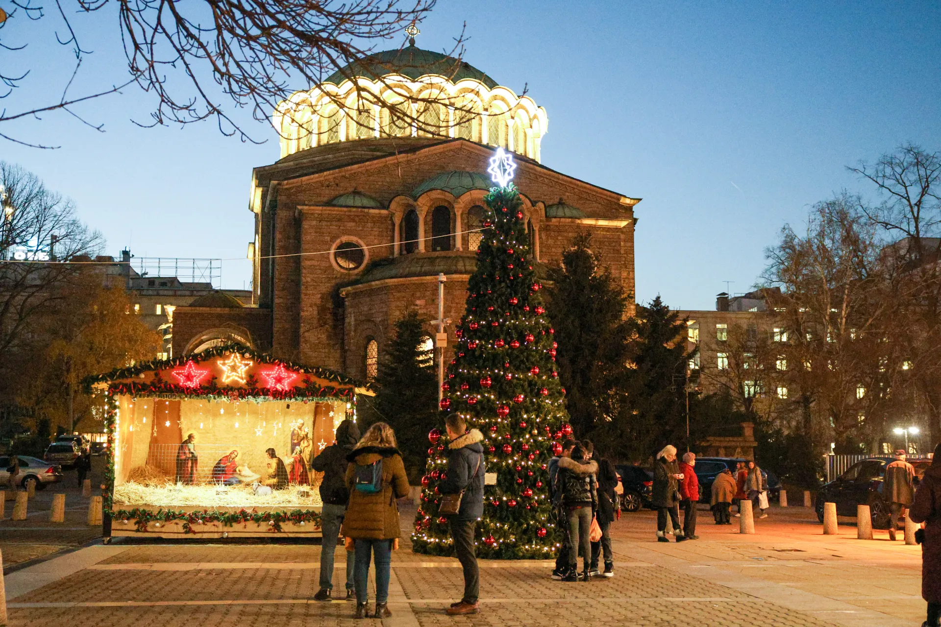 Коледна украса в София