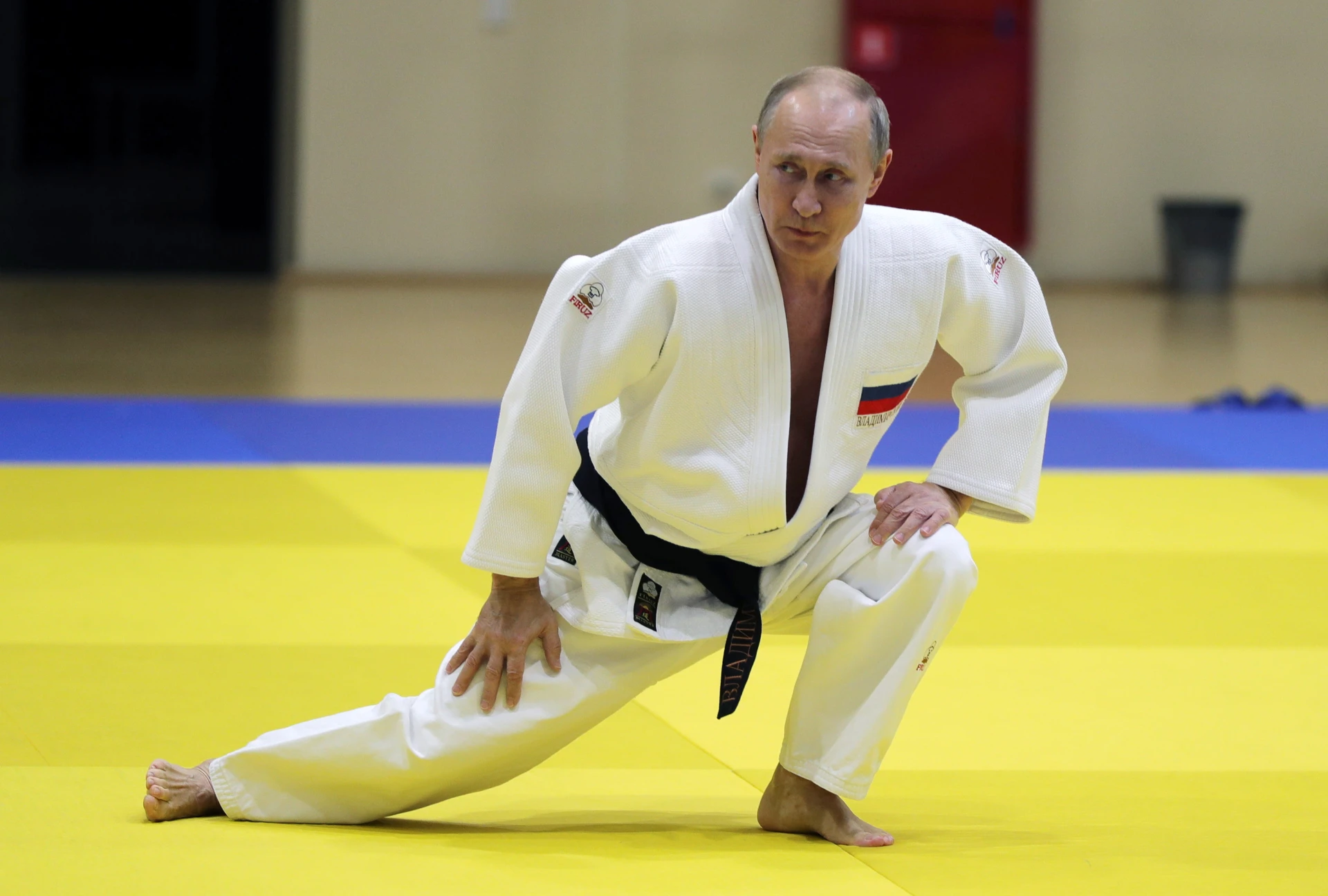 Путин демонстрира умения по джудо