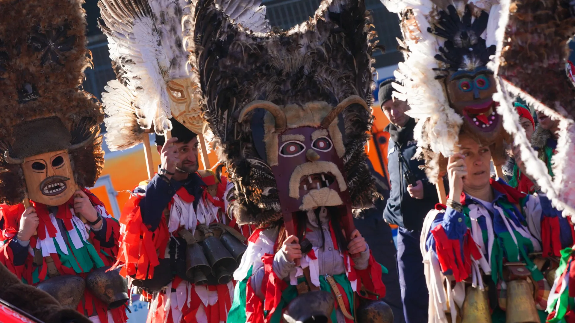  „ Сурва “ гостува в Борисовата градина в София 