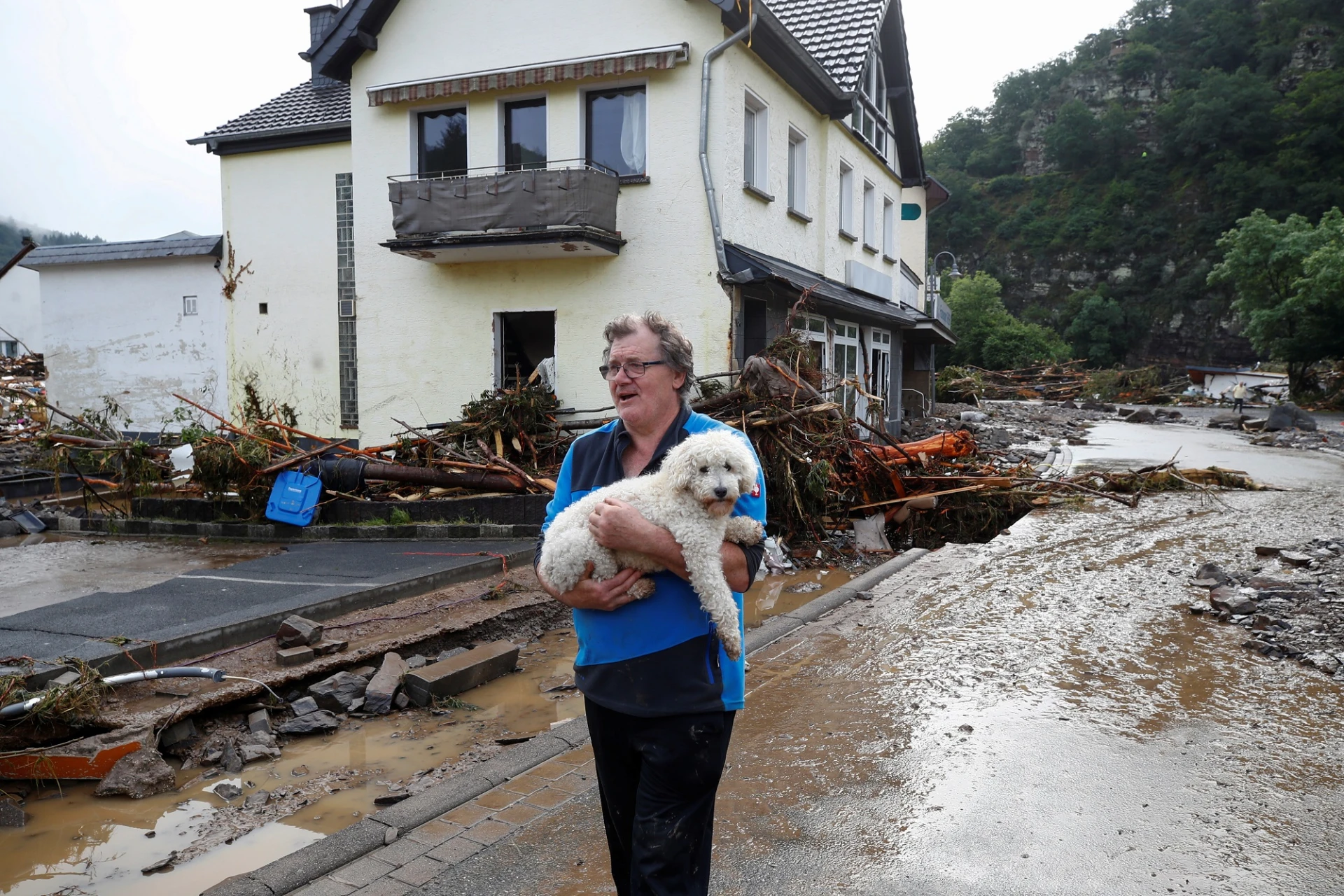 Водното бедствие в Германия след бурята "Бернд"