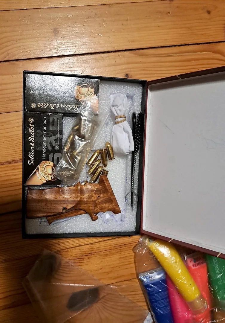  Акция против търговията с оръжие 