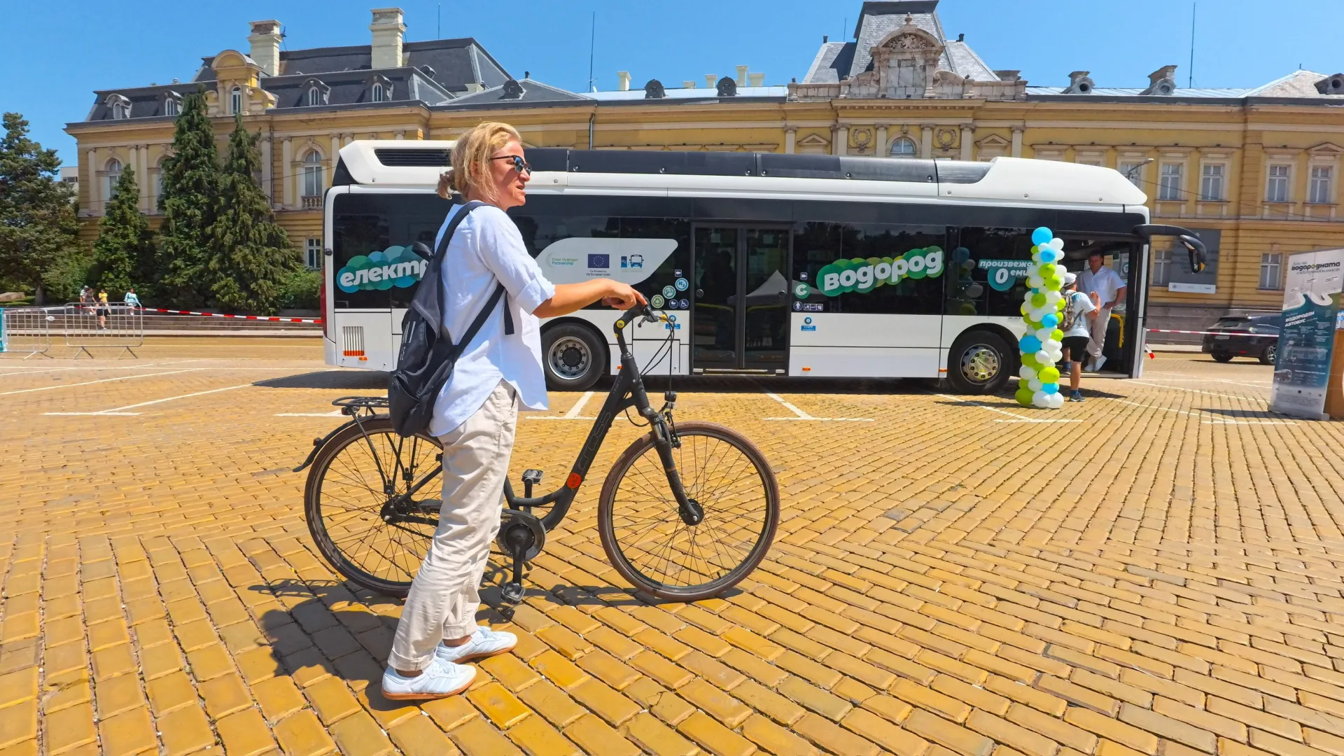 По улиците на София тръгва водороден автобус