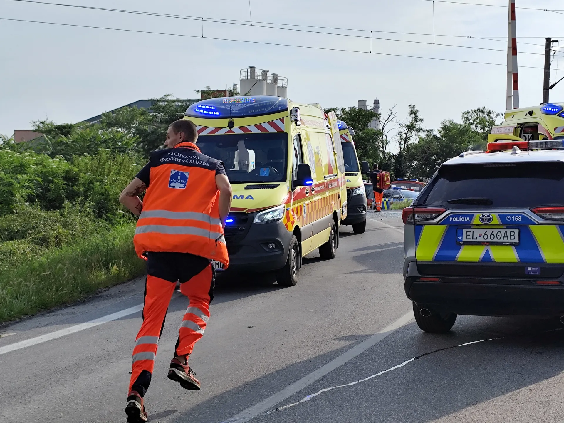  Сблъсък сред трен и рейс в Словакия 