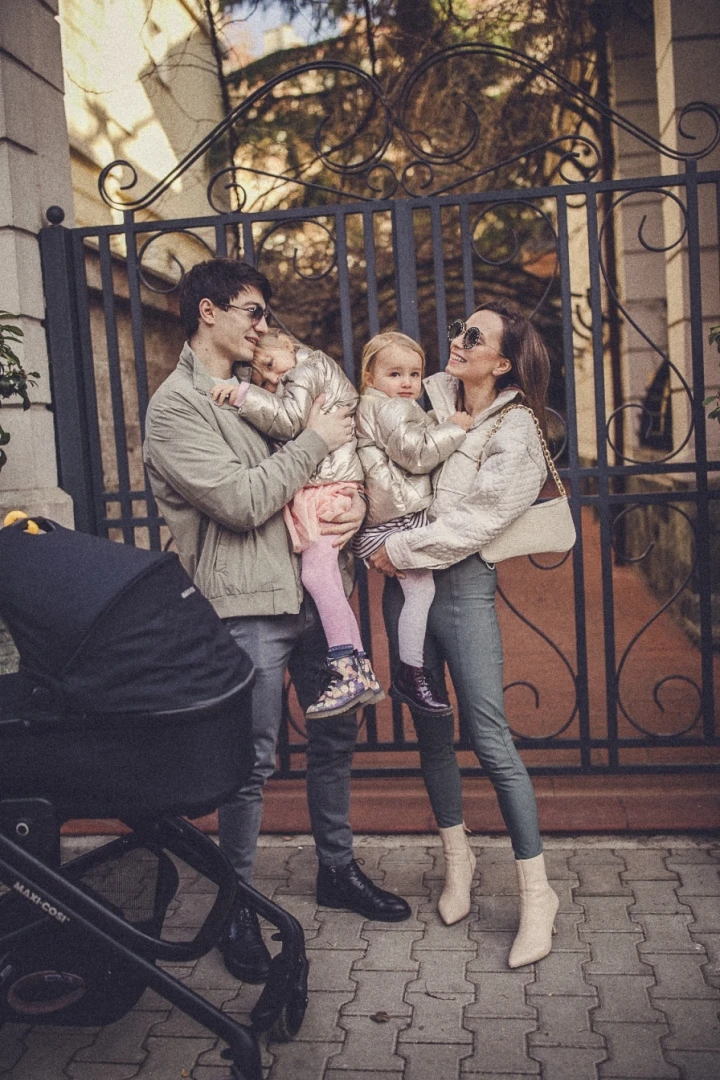Влогърите Антоанет Пепе и Филяка за любовта си и живота с три деца