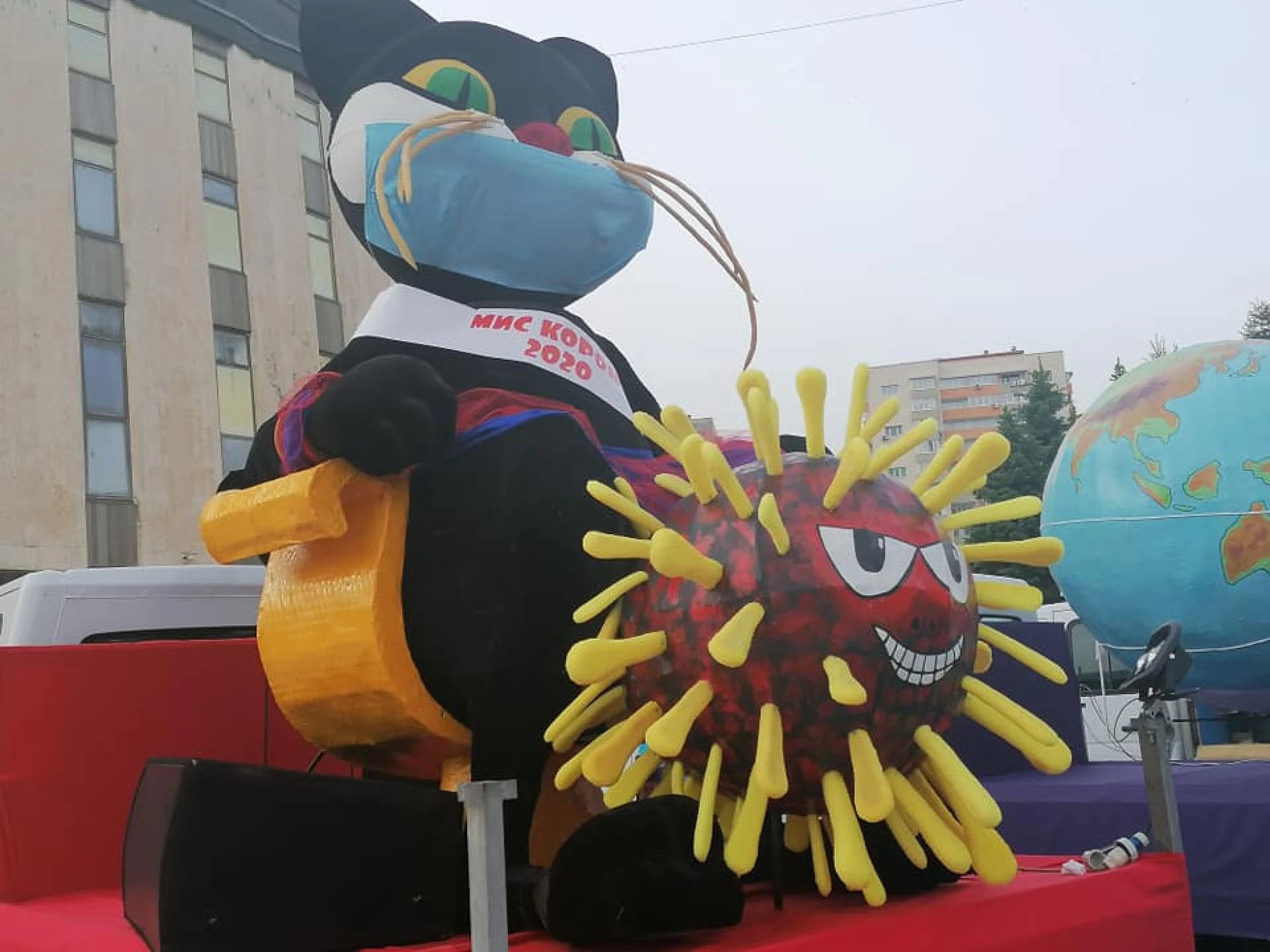 Карнавал в Габрово по време на пандемия