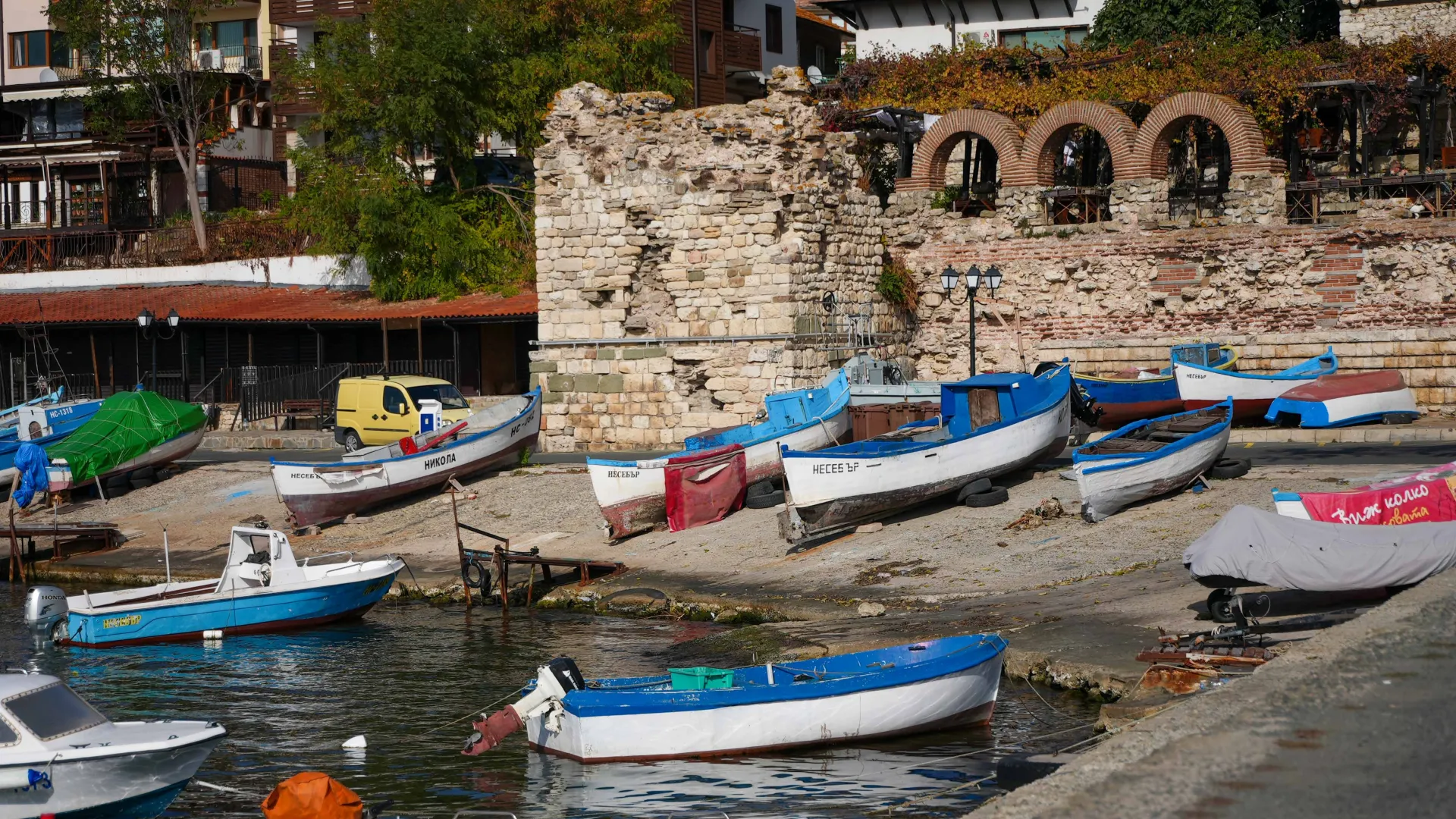  Старият Несебър 