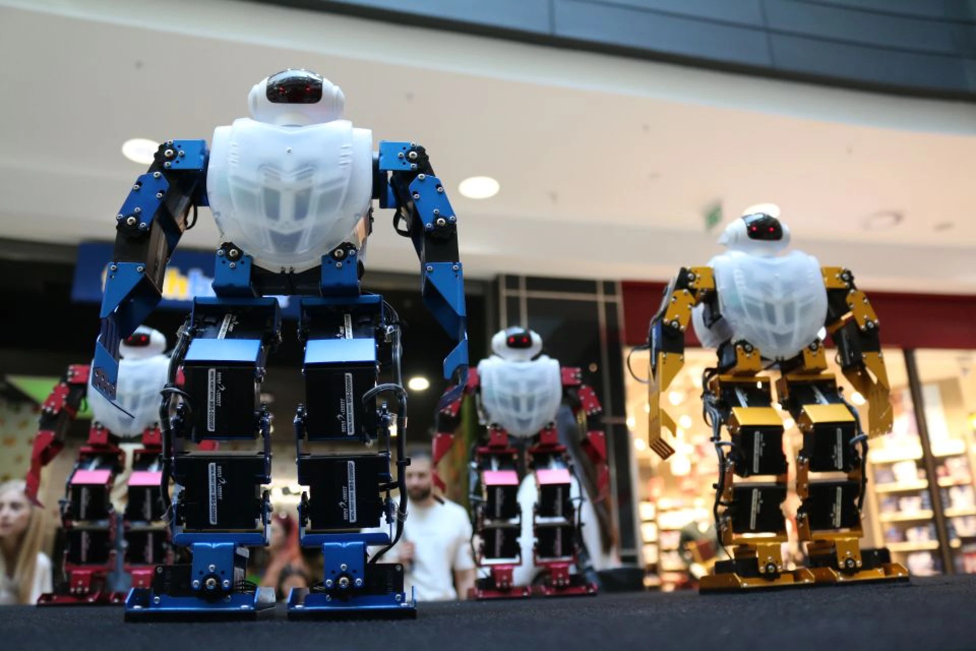 10 робота показват бъдещето на софиянци