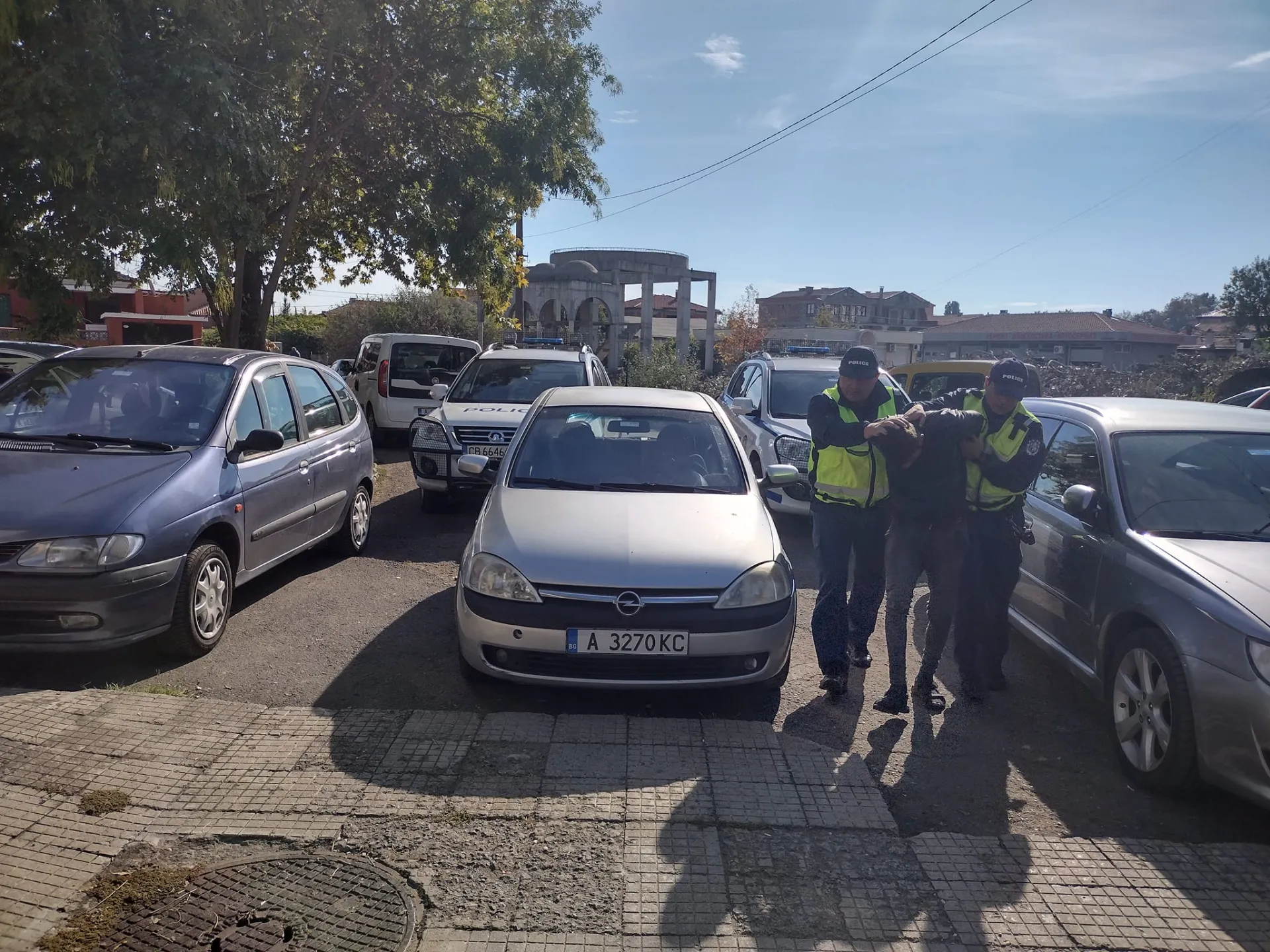  Акция на полицията приключи с арести в Бургас 